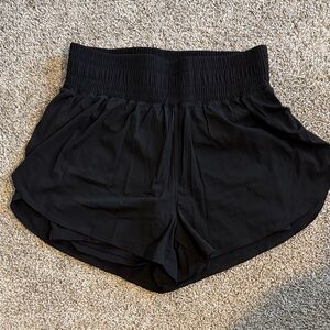 PARAGON FEATHERLITE Track Shorts medium